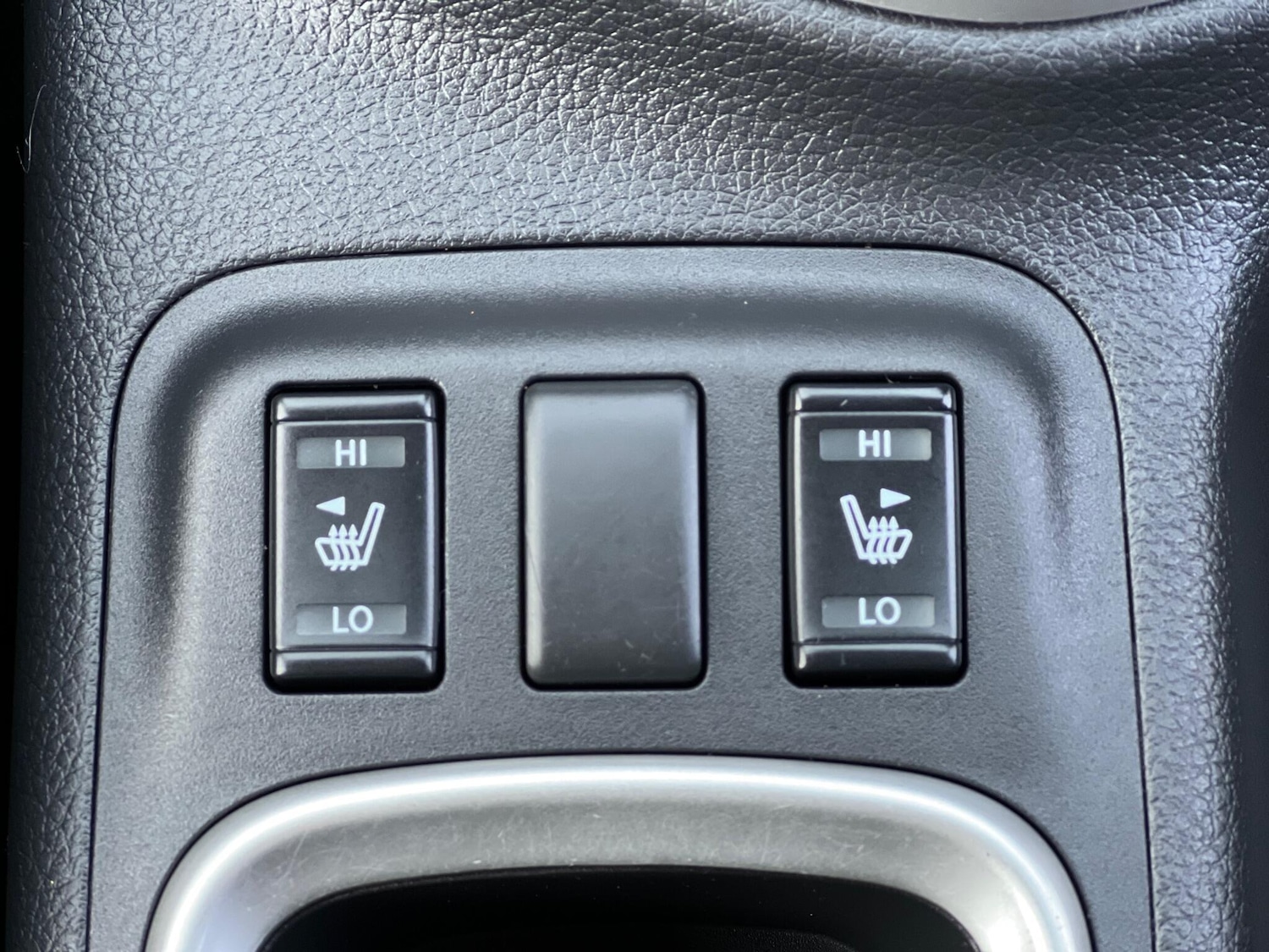 Used Nissan Navara 2019 for sale - 77344786: Photo 8