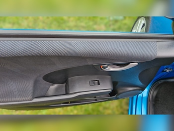 Used Honda Jazz 2009 for sale - 76469139: Photo