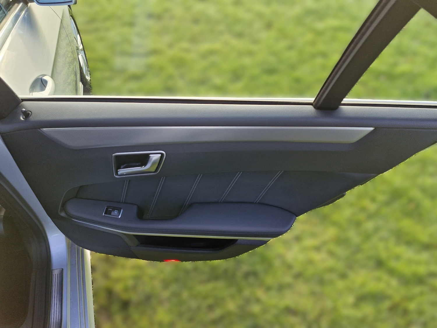 Used Mercedes-Benz E Class 2014 for sale - 76819749: Photo 15