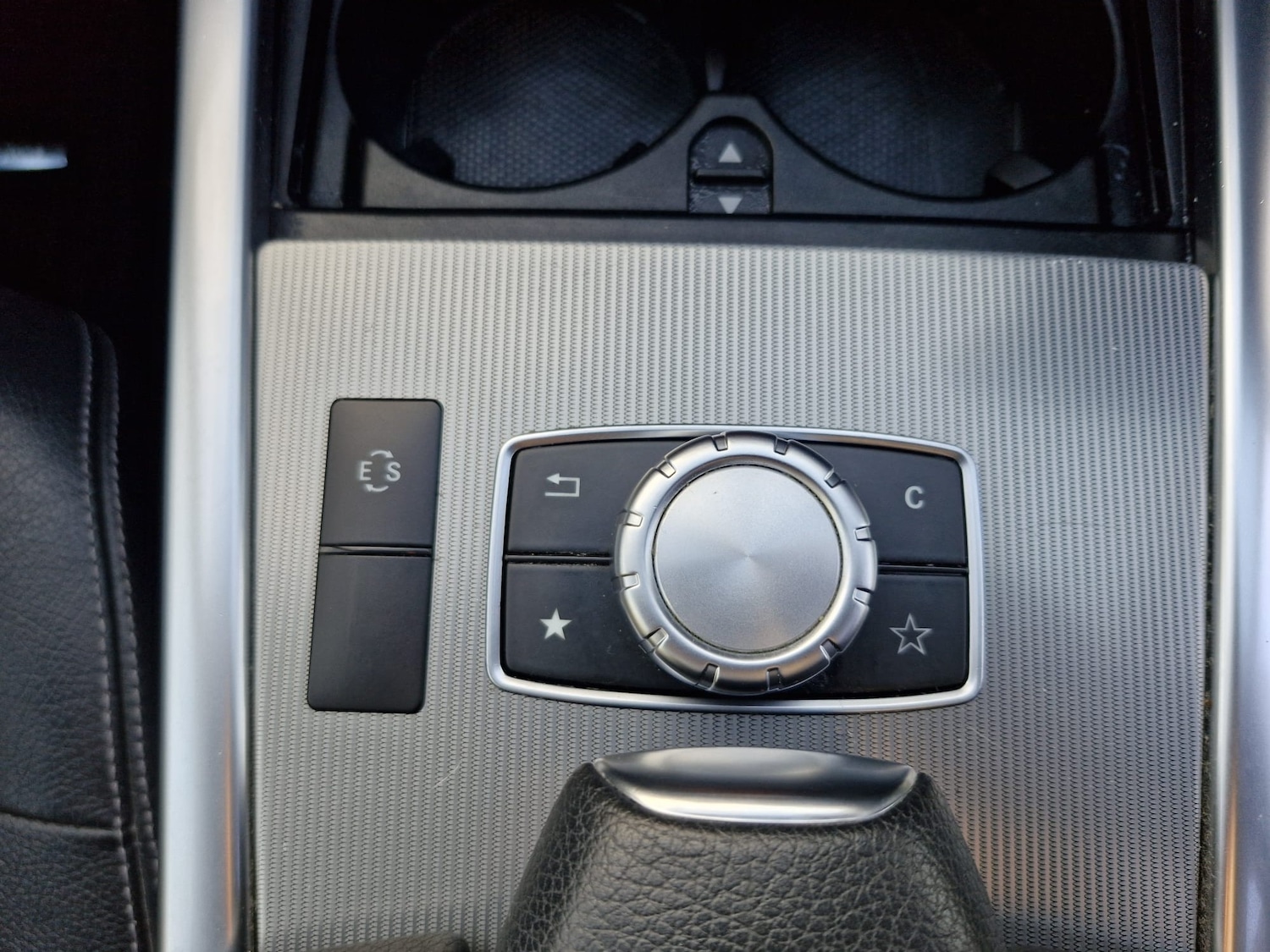 Used Mercedes-Benz E Class 2014 for sale - 76819749: Photo 28