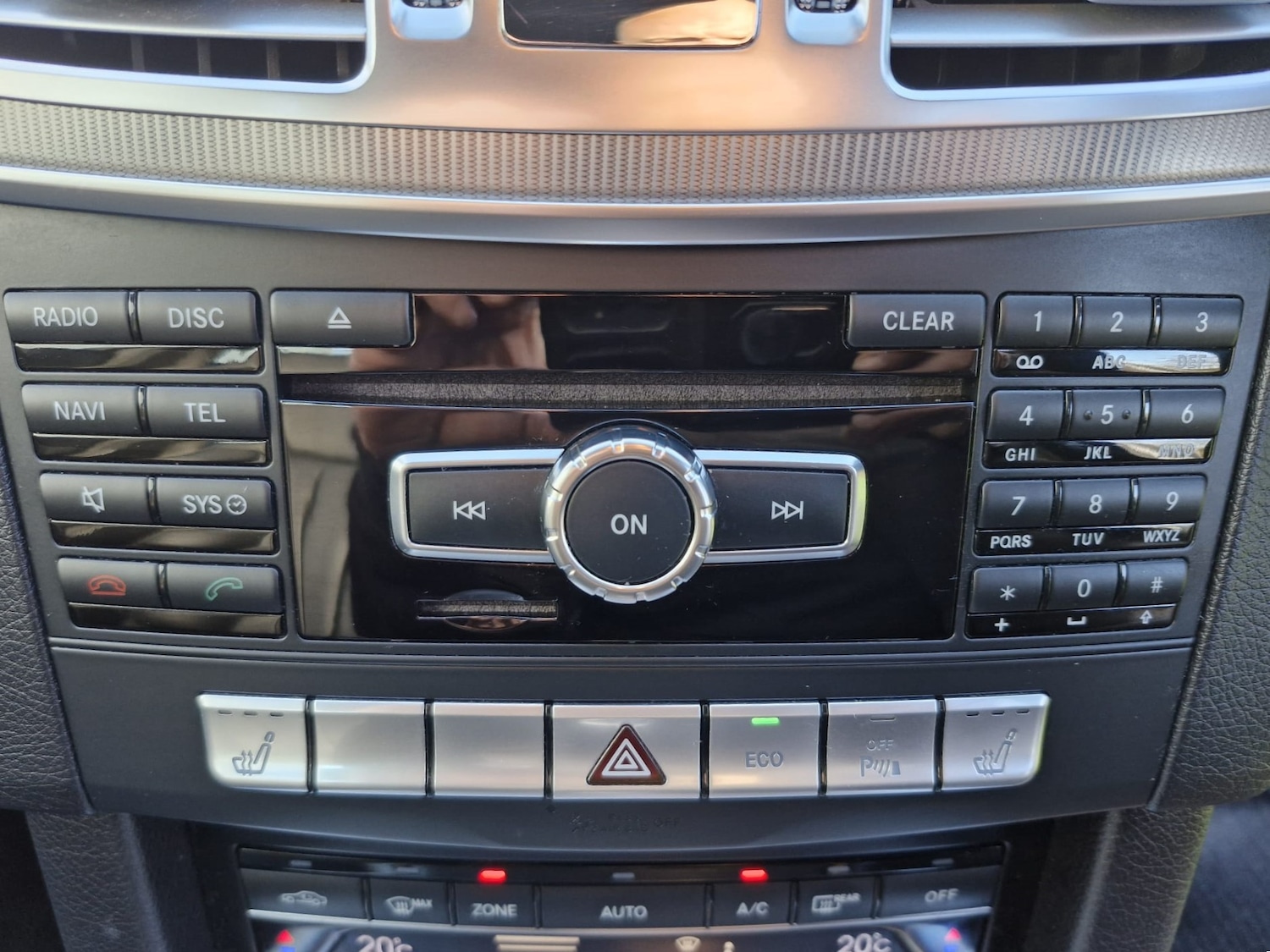 Used Mercedes-Benz E Class 2014 for sale - 76819749: Photo 29