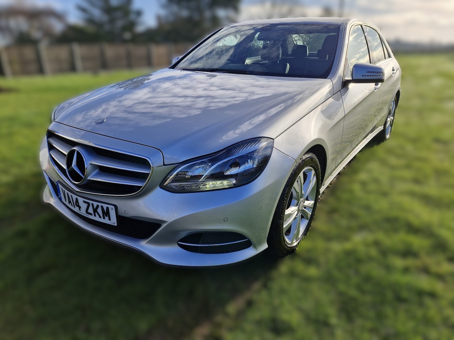 Used Mercedes-Benz E Class 2014 for sale - 76819749: Photo 3