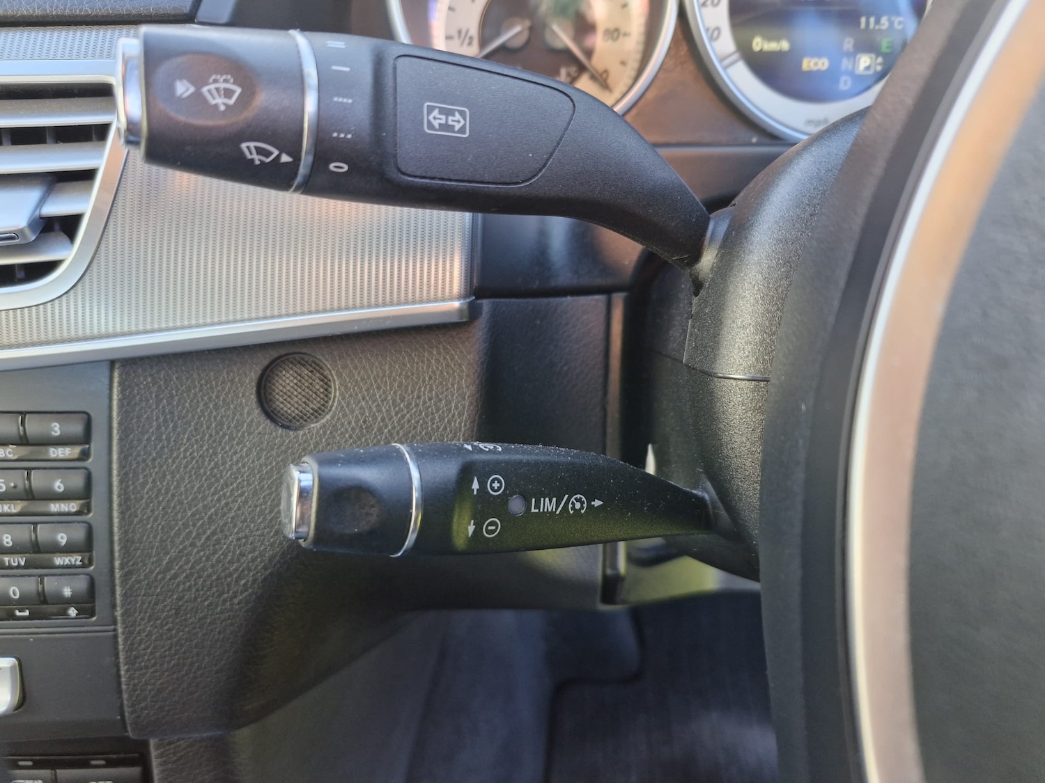 Used Mercedes-Benz E Class 2014 for sale - 76819749: Photo 34