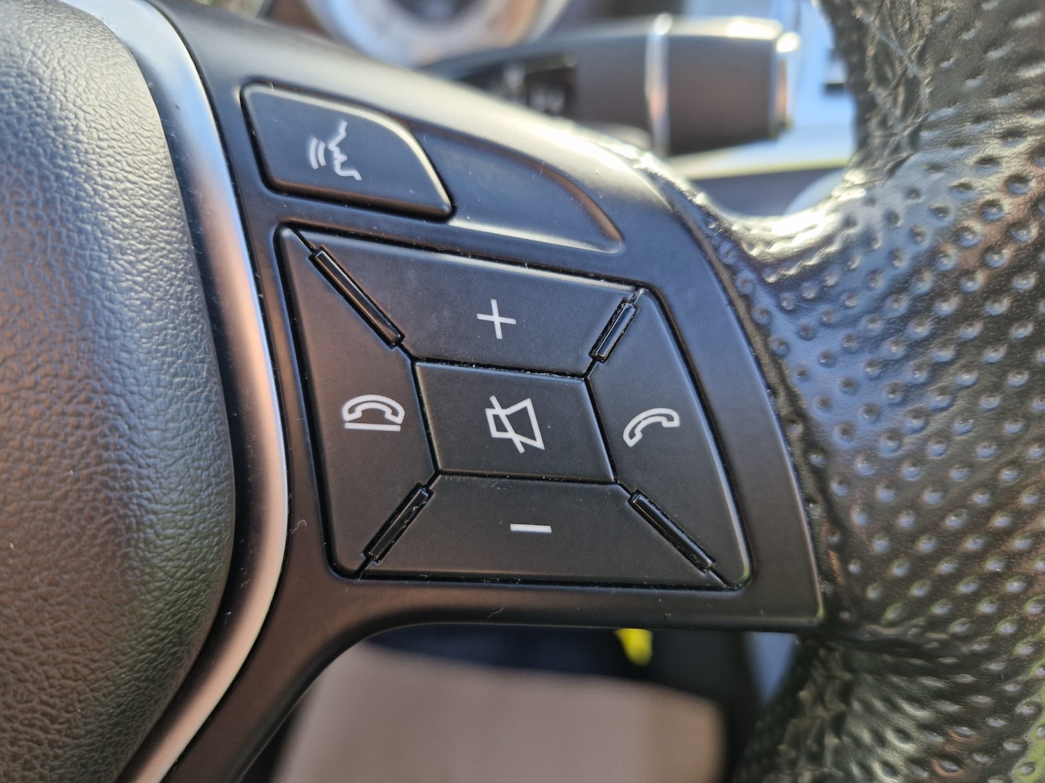 Used Mercedes-Benz E Class 2014 for sale - 76819749: Photo 36