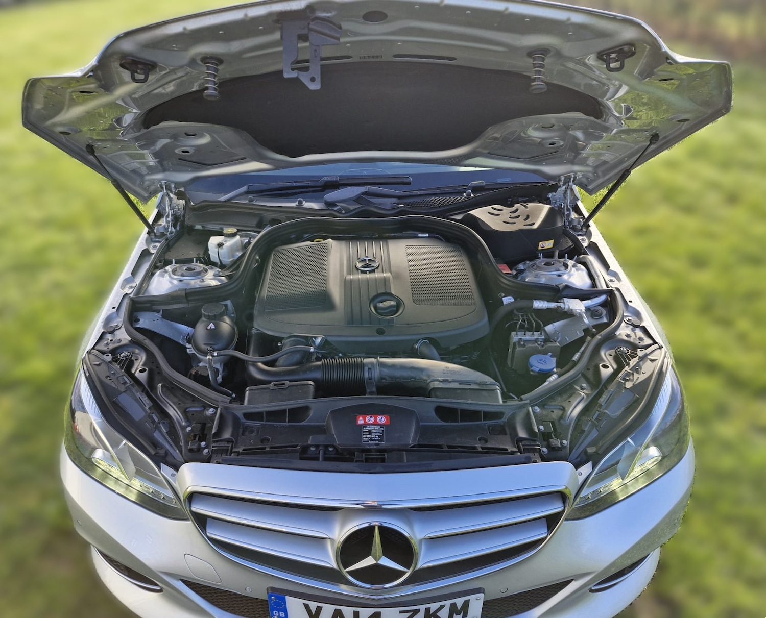 Used Mercedes-Benz E Class 2014 for sale - 76819749: Photo 39