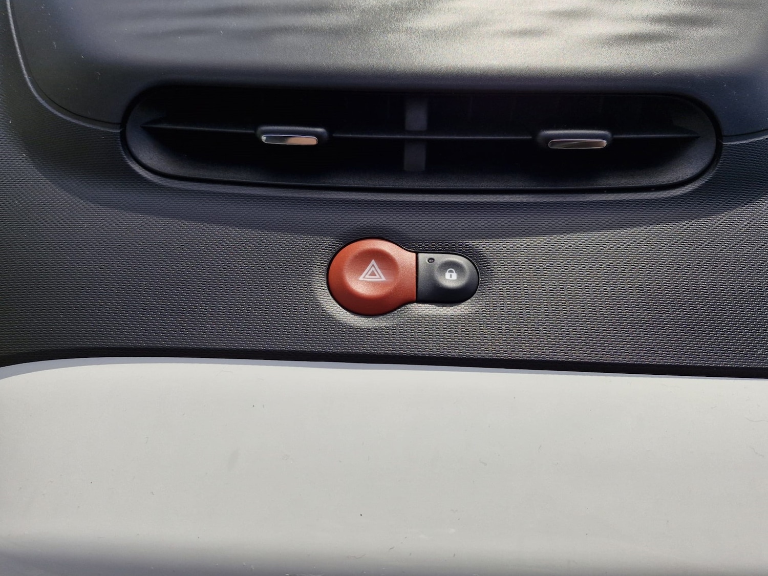 Used Renault Twingo 2017 for sale - 77629483: Photo 26