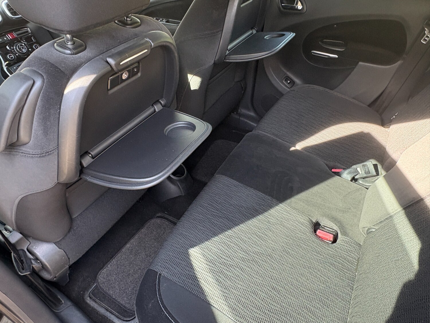 Used Citroen C3 Picasso 2011 for sale - 76057847: Photo 15