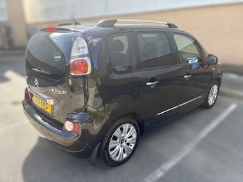 Used Citroen C3 Picasso 2011 for sale - 76057847: Photo