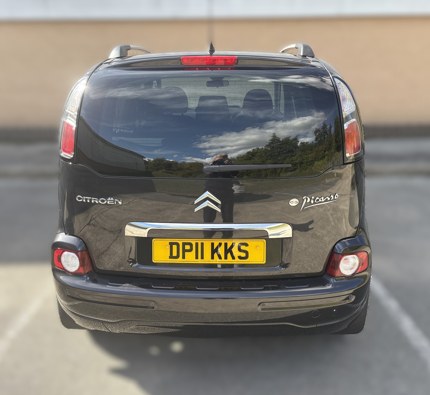 Used Citroen C3 Picasso 2011 for sale - 76057847: Photo 5