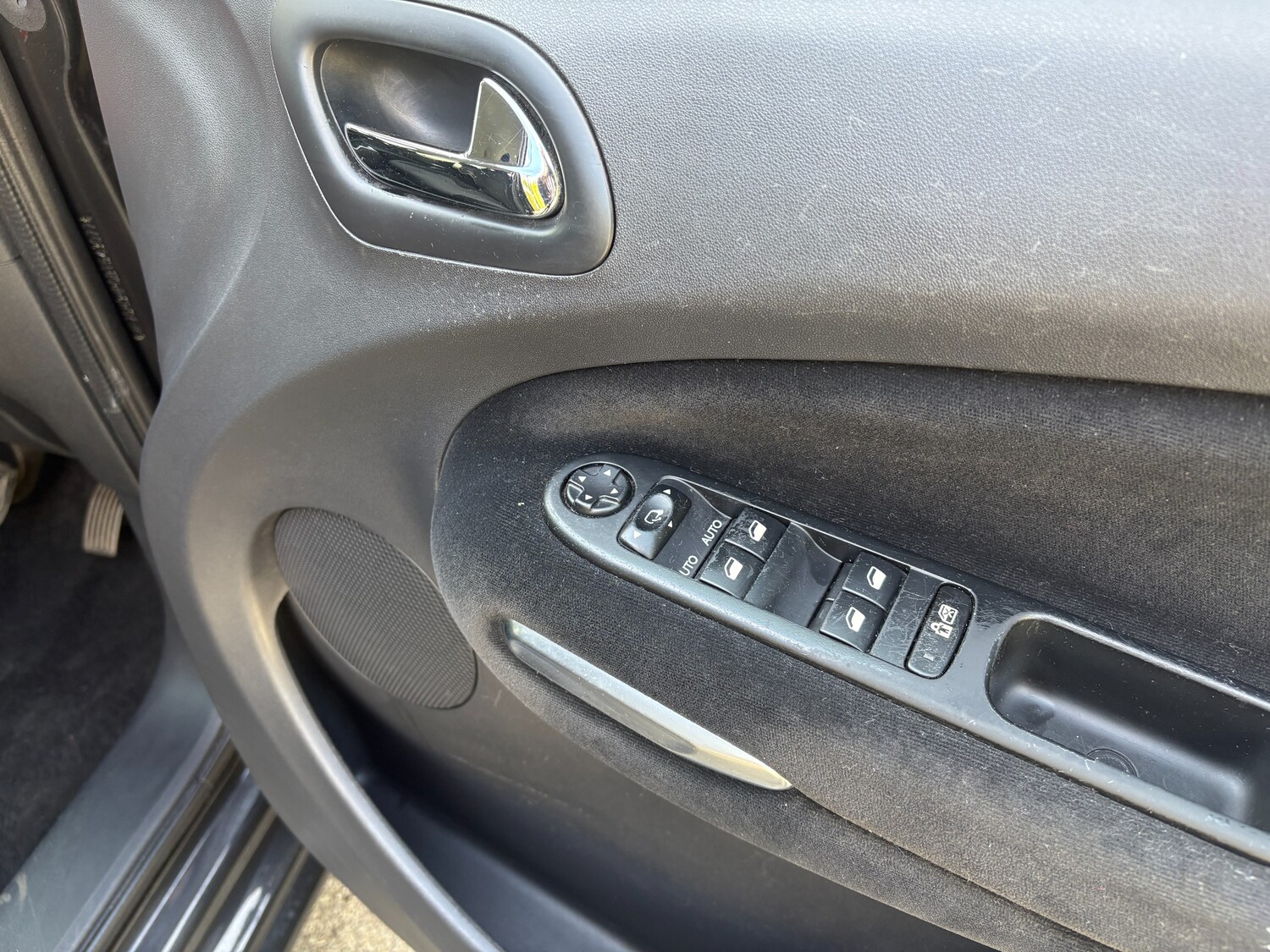 Used Citroen C3 Picasso 2011 for sale - 76057847: Photo 8