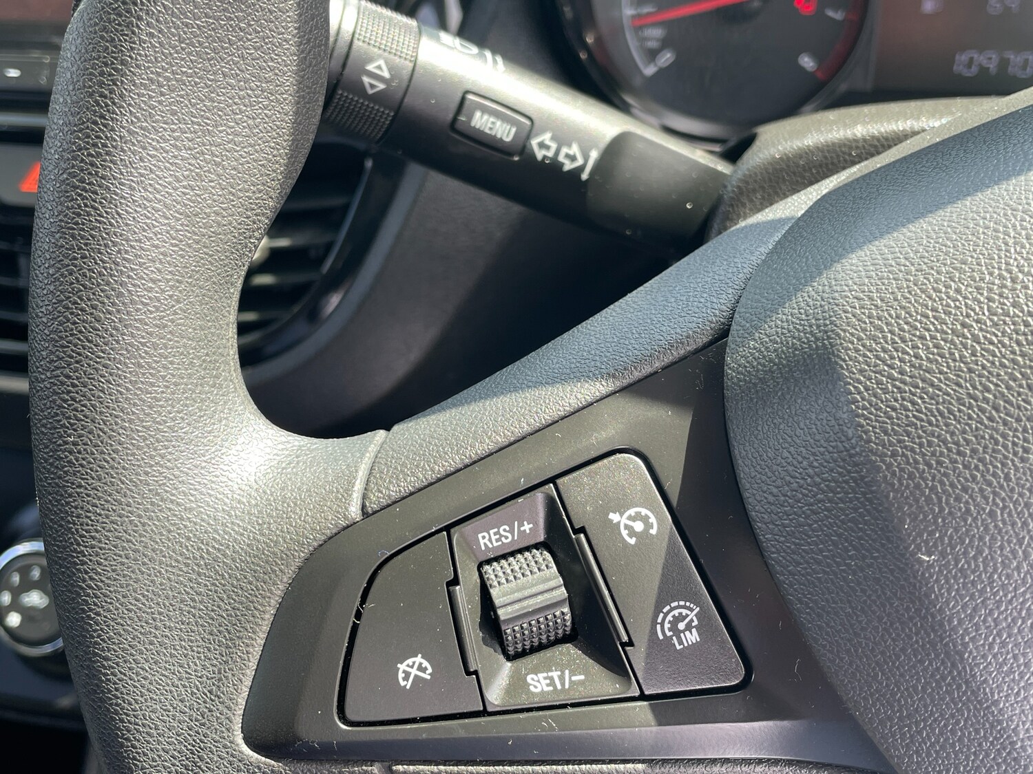 Vehicle 33
