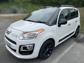 Used Citroen C3 Picasso 2017 for sale - 75337776: Photo