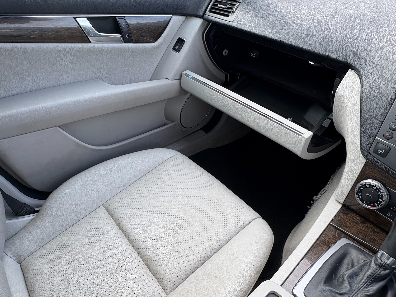 Used Mercedes-Benz C Class 2009 for sale - 76334645: Photo 5