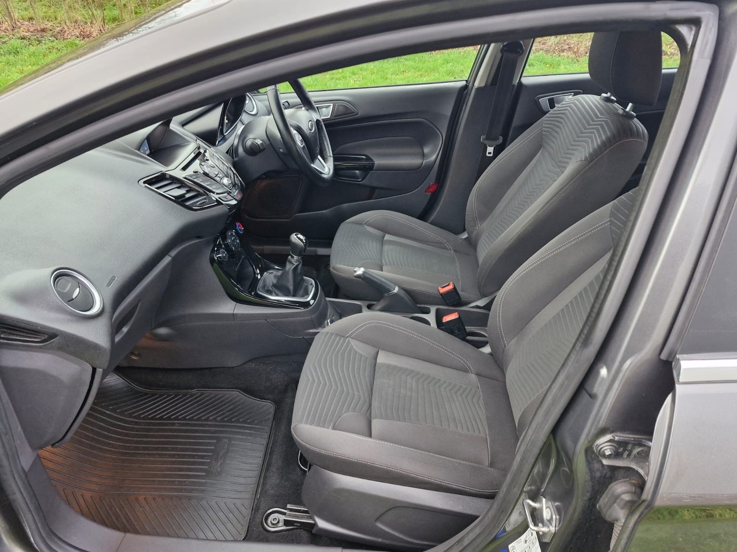 Used Ford Fiesta 2016 for sale - 76985648: Photo 15