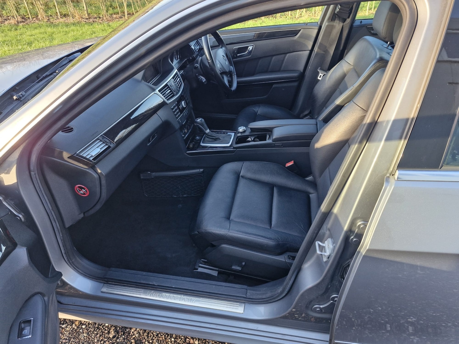 Used Mercedes-Benz E Class 2010 for sale - 77608108: Photo 12