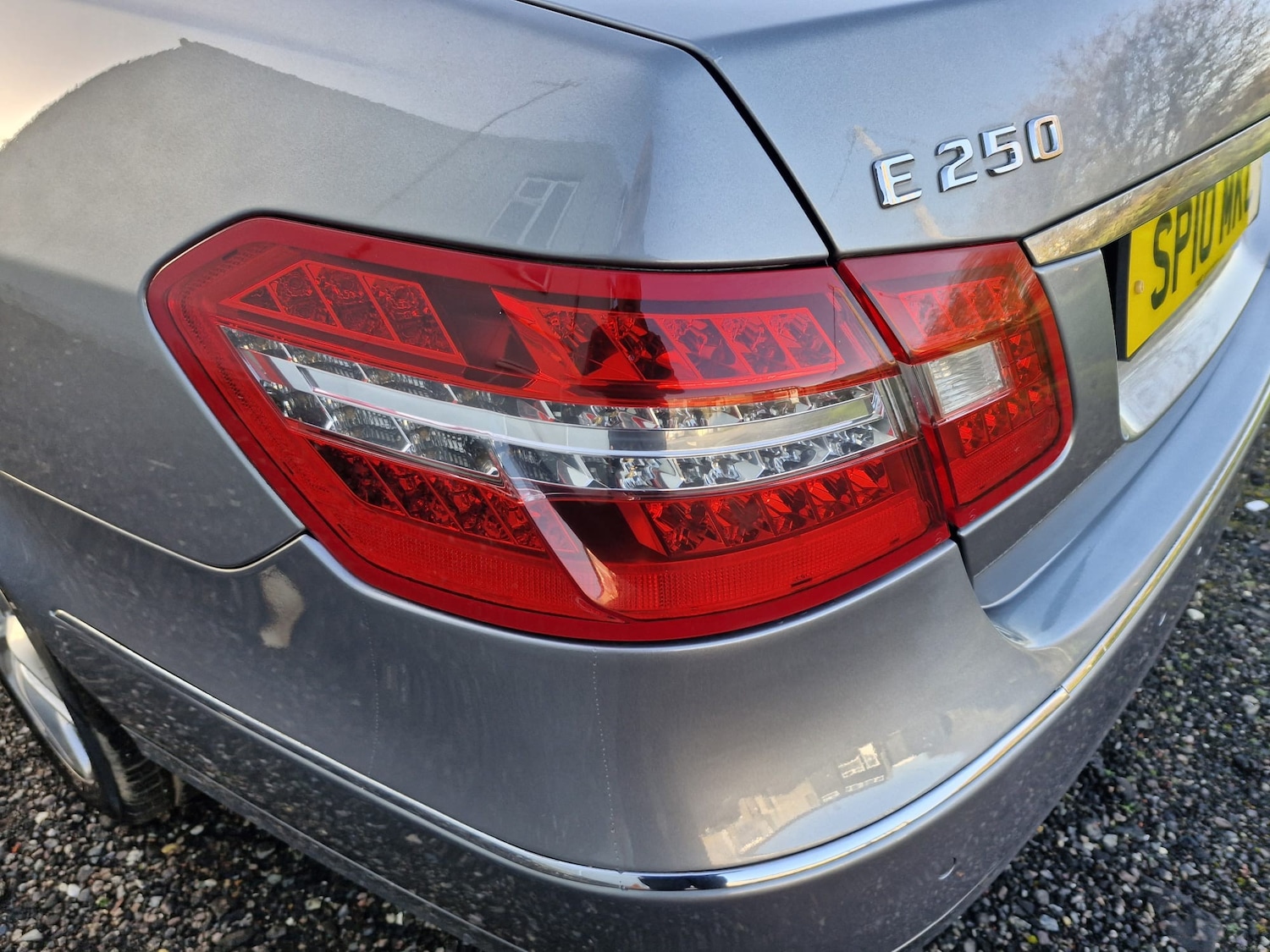 Used Mercedes-Benz E Class 2010 for sale - 77608108: Photo 33