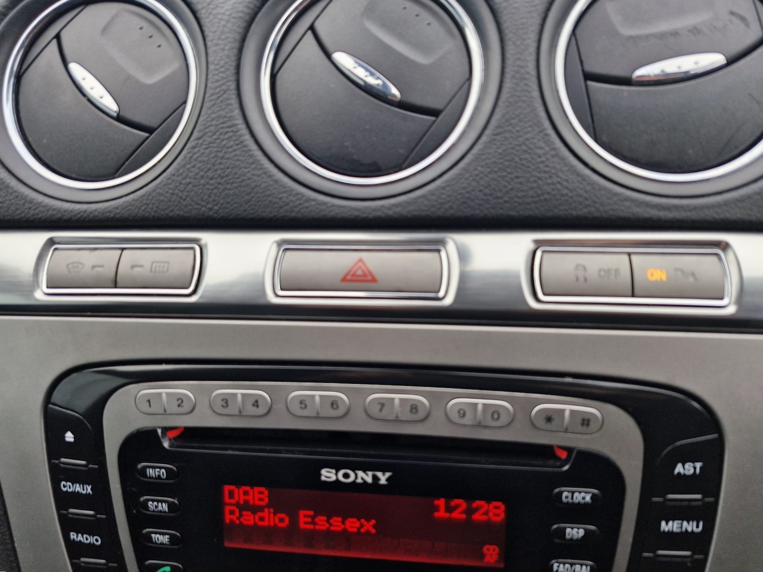 Used Ford S-Max 2009 for sale - 77187656: Photo 30