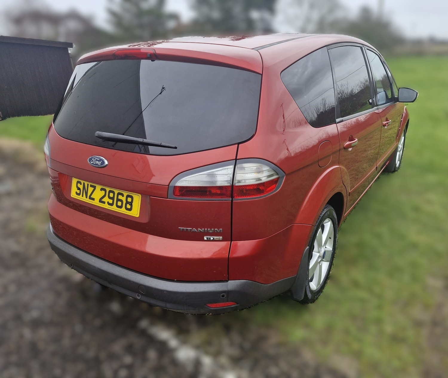 Used Ford S-Max 2009 for sale - 77187656: Photo 4