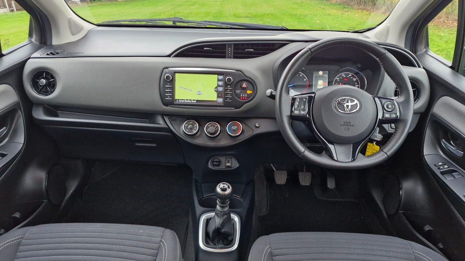 Used Toyota Yaris 2017 for sale - 76449846: Photo 20