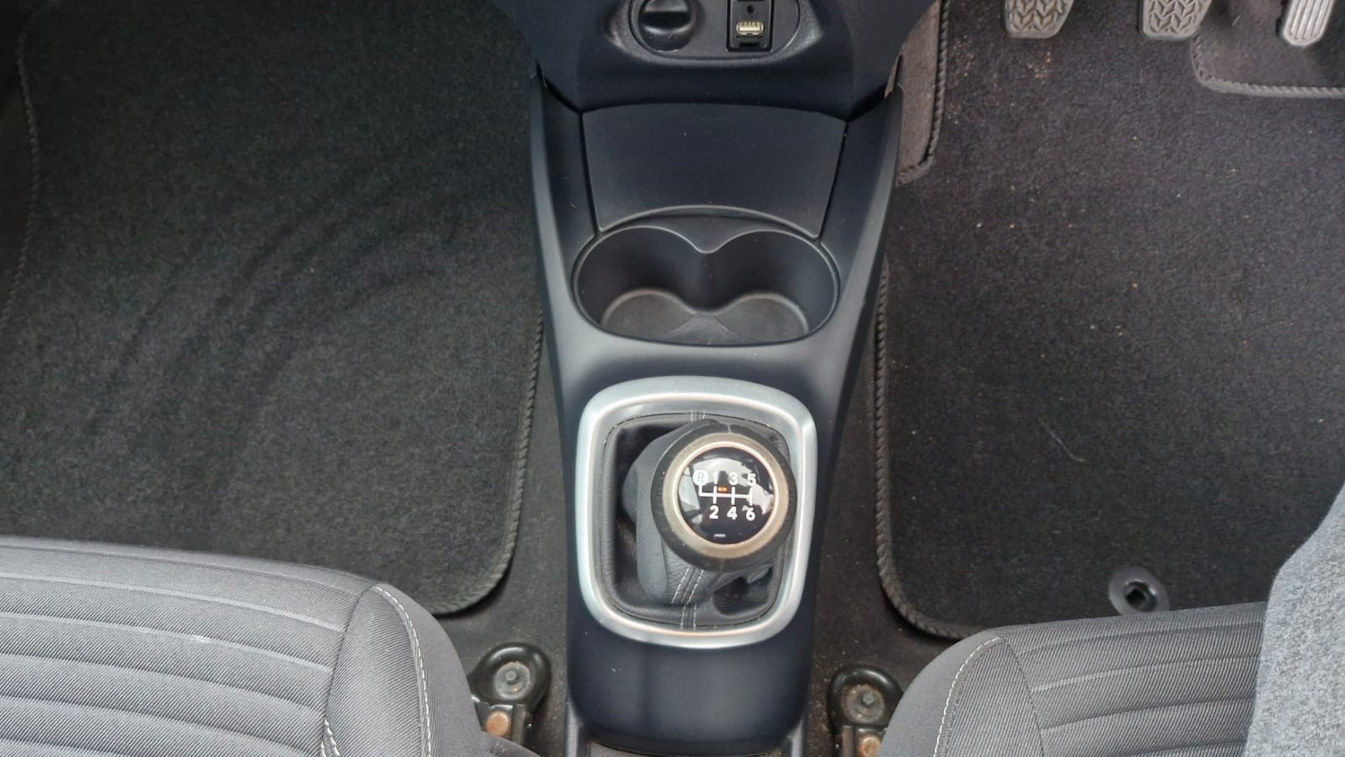 Used Toyota Yaris 2017 for sale - 76449846: Photo 22