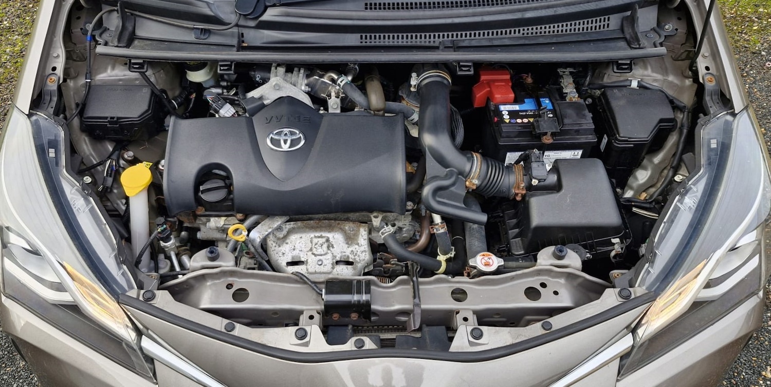 Used Toyota Yaris 2017 for sale - 76449846: Photo 37