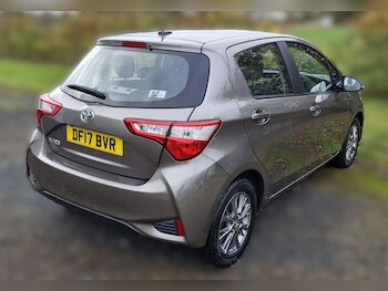 Used Toyota Yaris 2017 for sale - 76449846: Photo