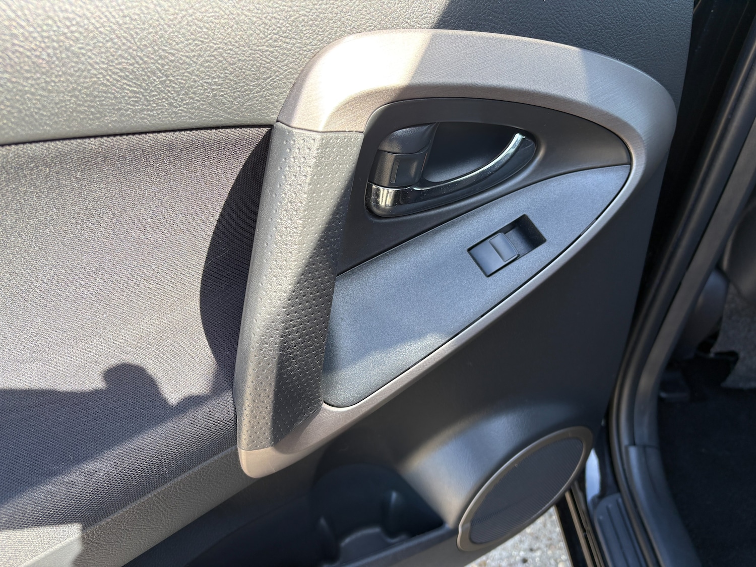 Used Toyota RAV4 2008 for sale - 77976080: Photo 28