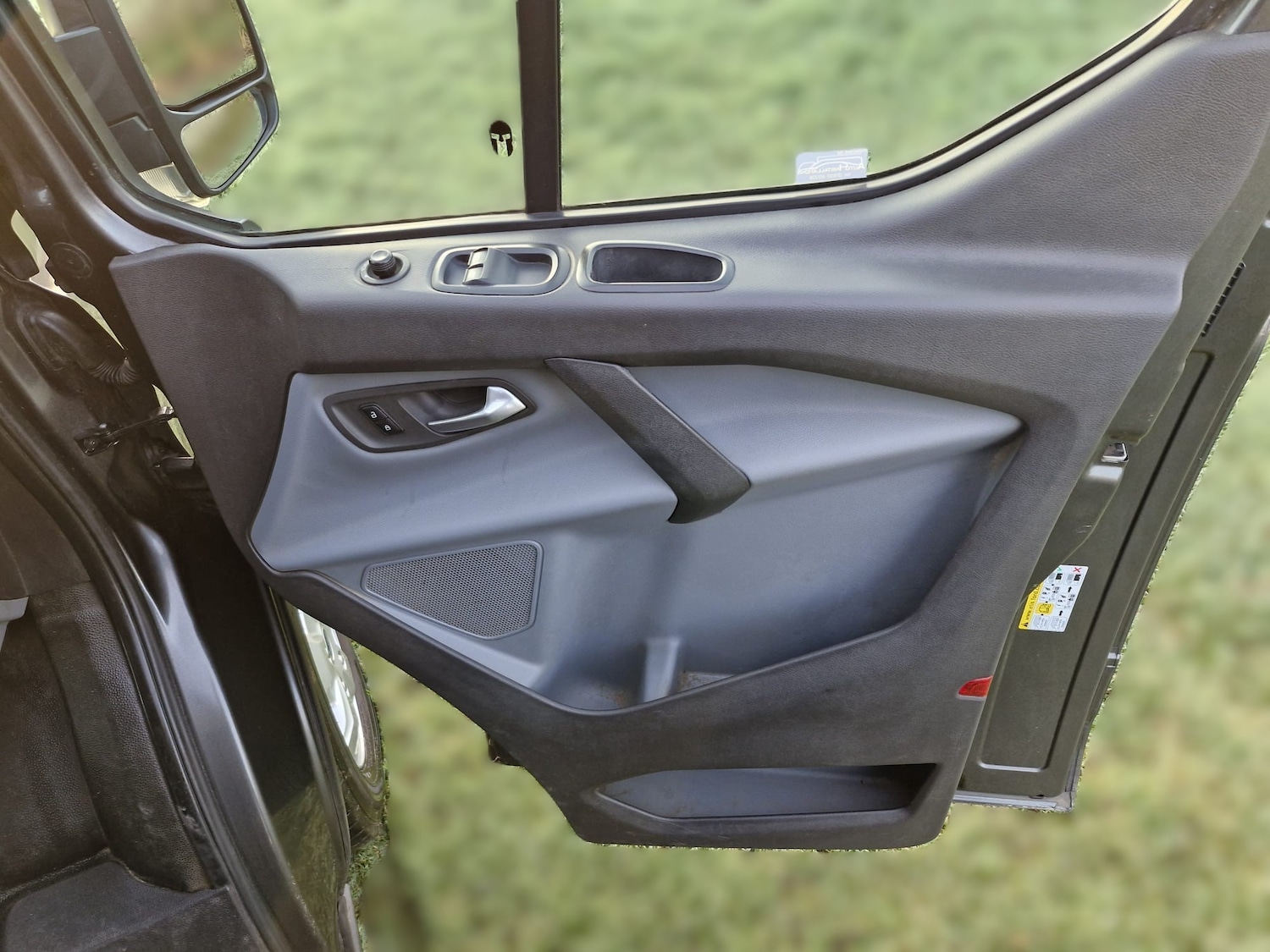 Used Ford Transit Custom 2017 for sale - 76985681: Photo 11