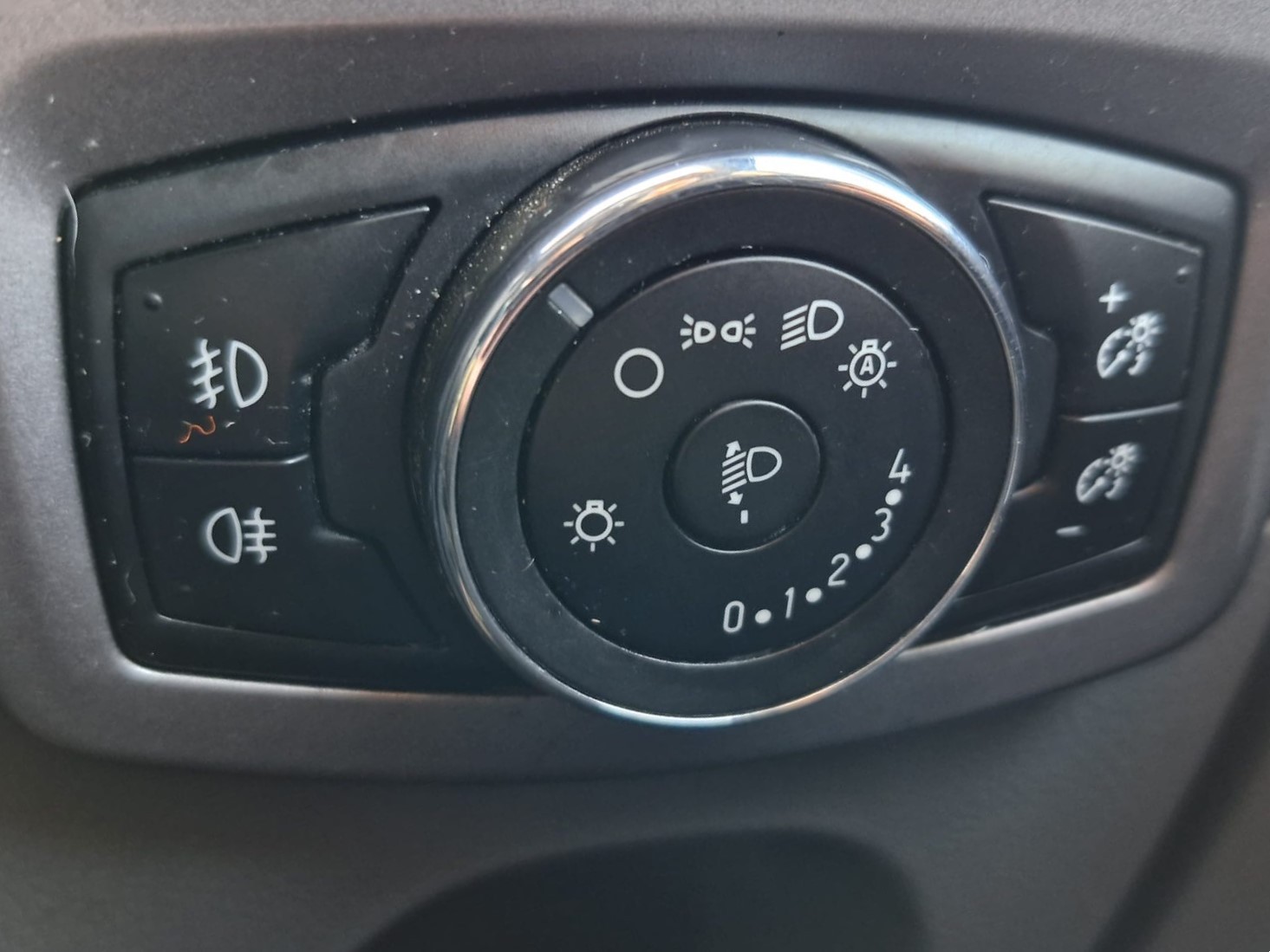 Used Ford Transit Custom 2017 for sale - 76985681: Photo 23