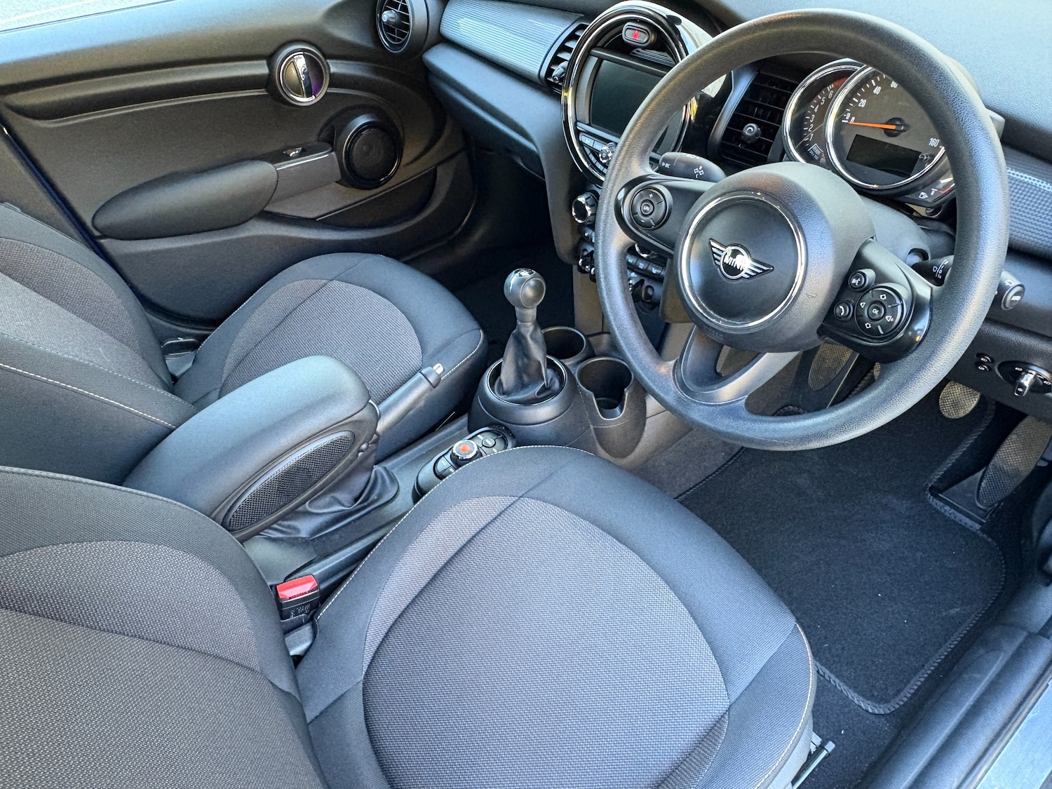 Used MINI Hatch 2019 for sale - 76224994: Photo 11