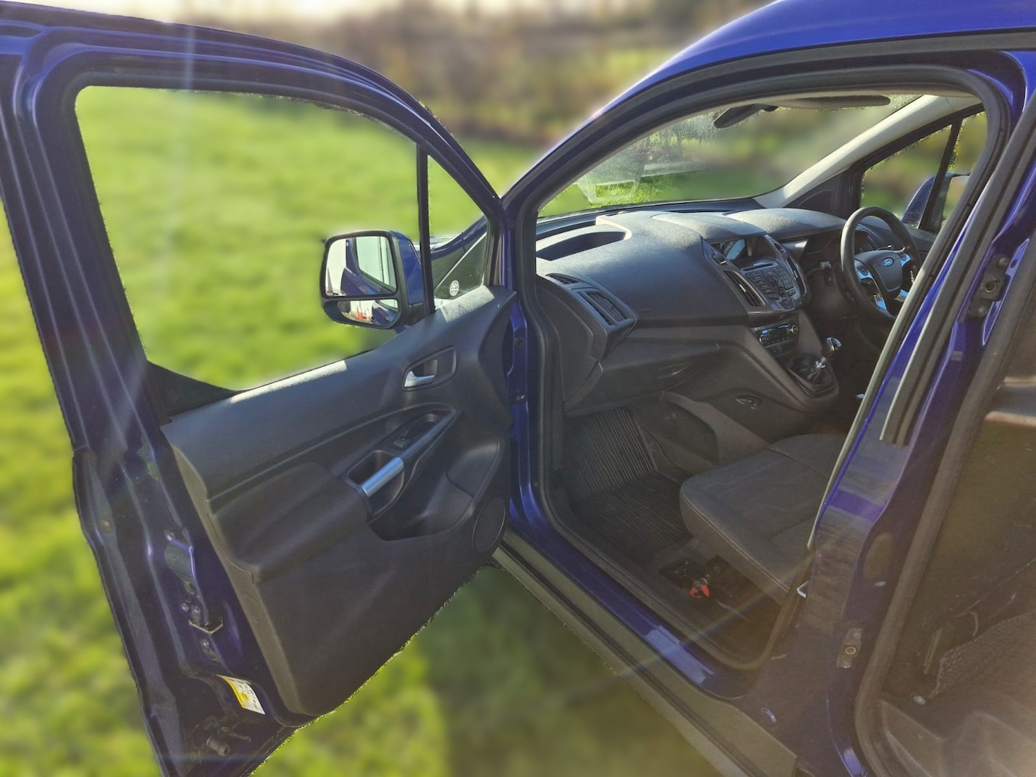 Used Ford Transit Connect 2015 for sale - 76783344: Photo 12