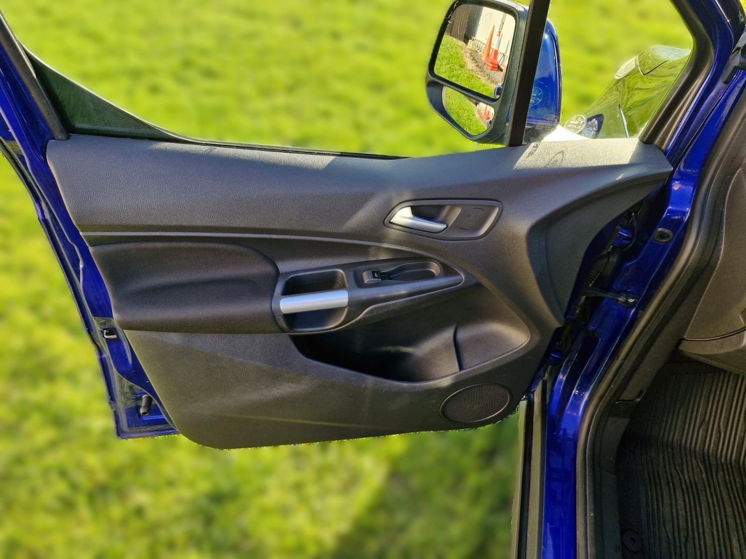 Used Ford Transit Connect 2015 for sale - 76783344: Photo 13