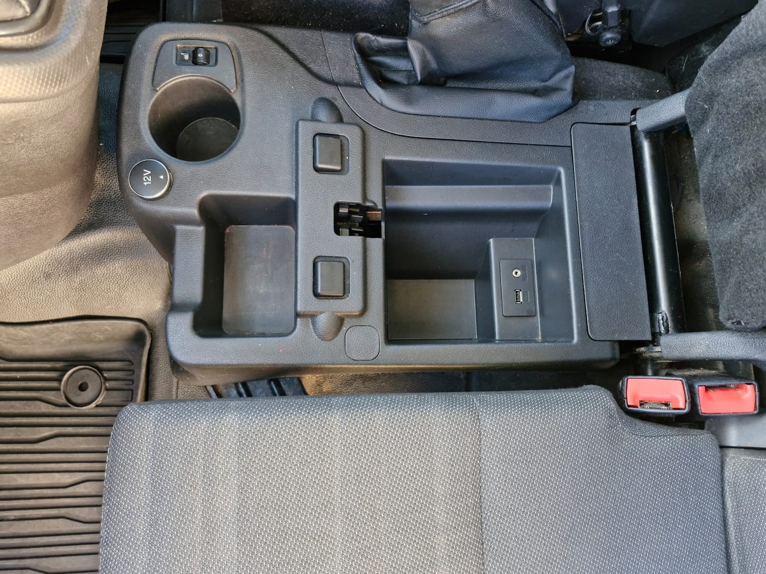 Used Ford Transit Connect 2015 for sale - 76783344: Photo 19