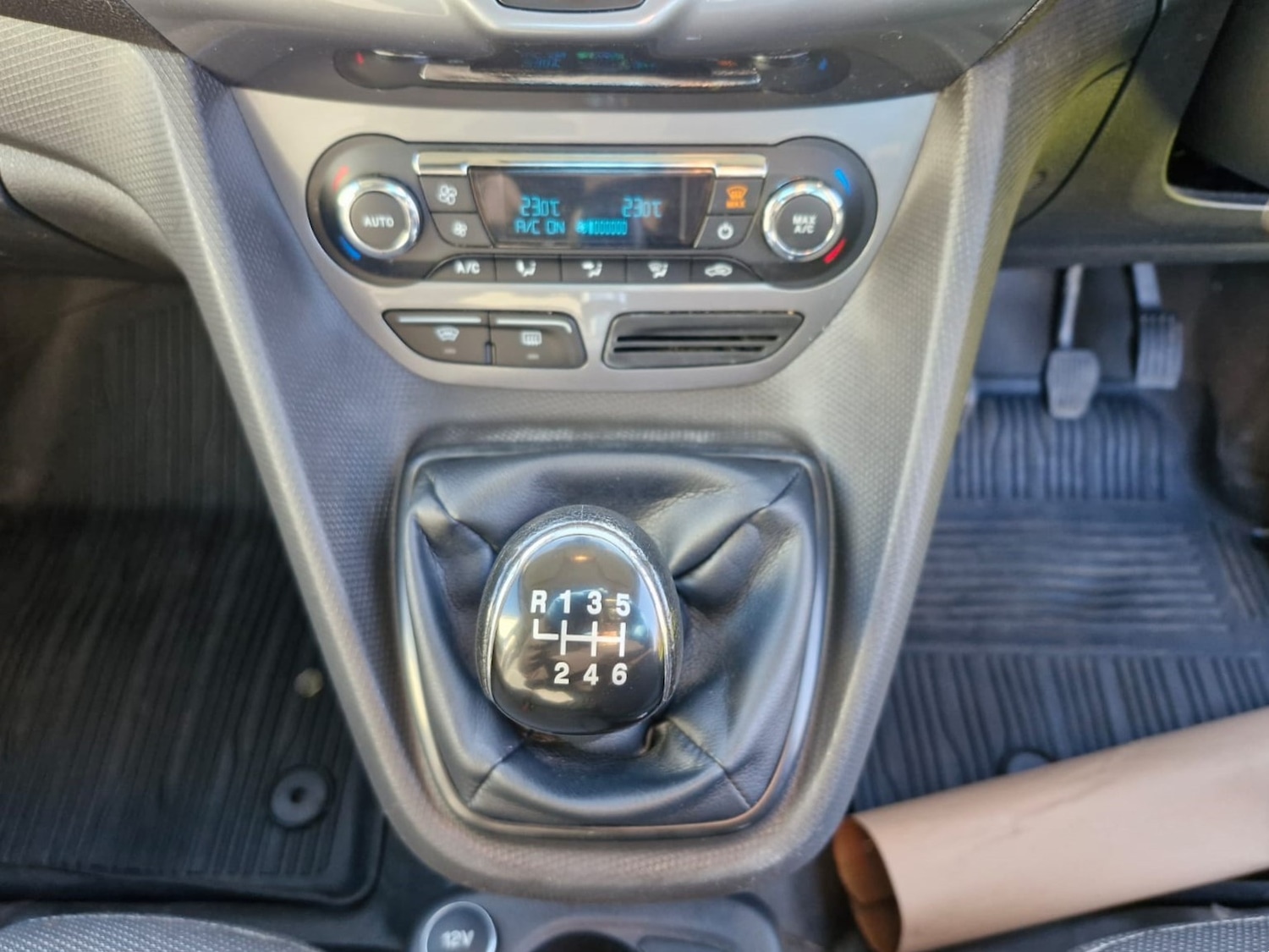 Used Ford Transit Connect 2015 for sale - 76783344: Photo 21