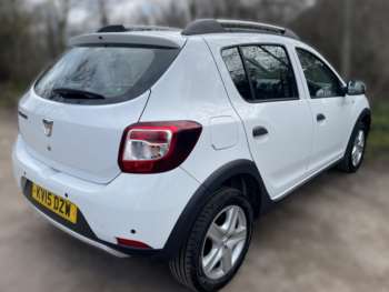 Used Dacia Sandero Stepway 2015 for sale - 73989617: Photo