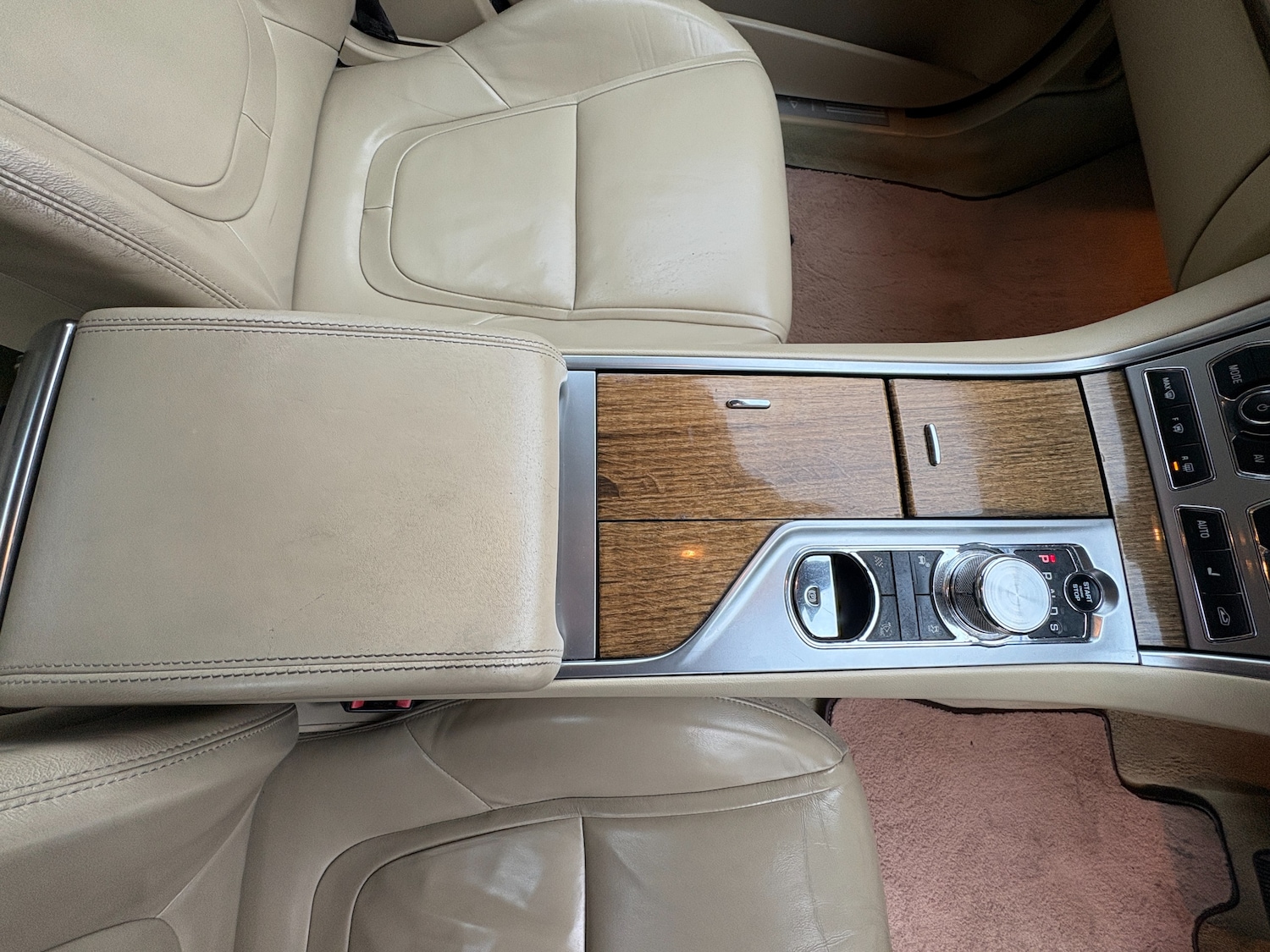 Used Jaguar XF 2012 for sale - 76334624: Photo 18