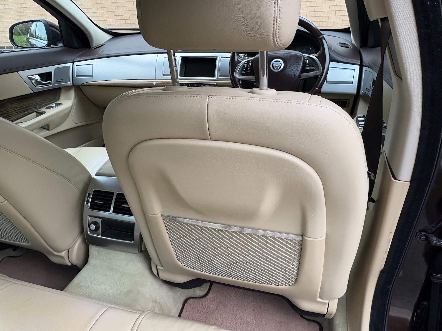 Used Jaguar XF 2012 for sale - 76334624: Photo 29