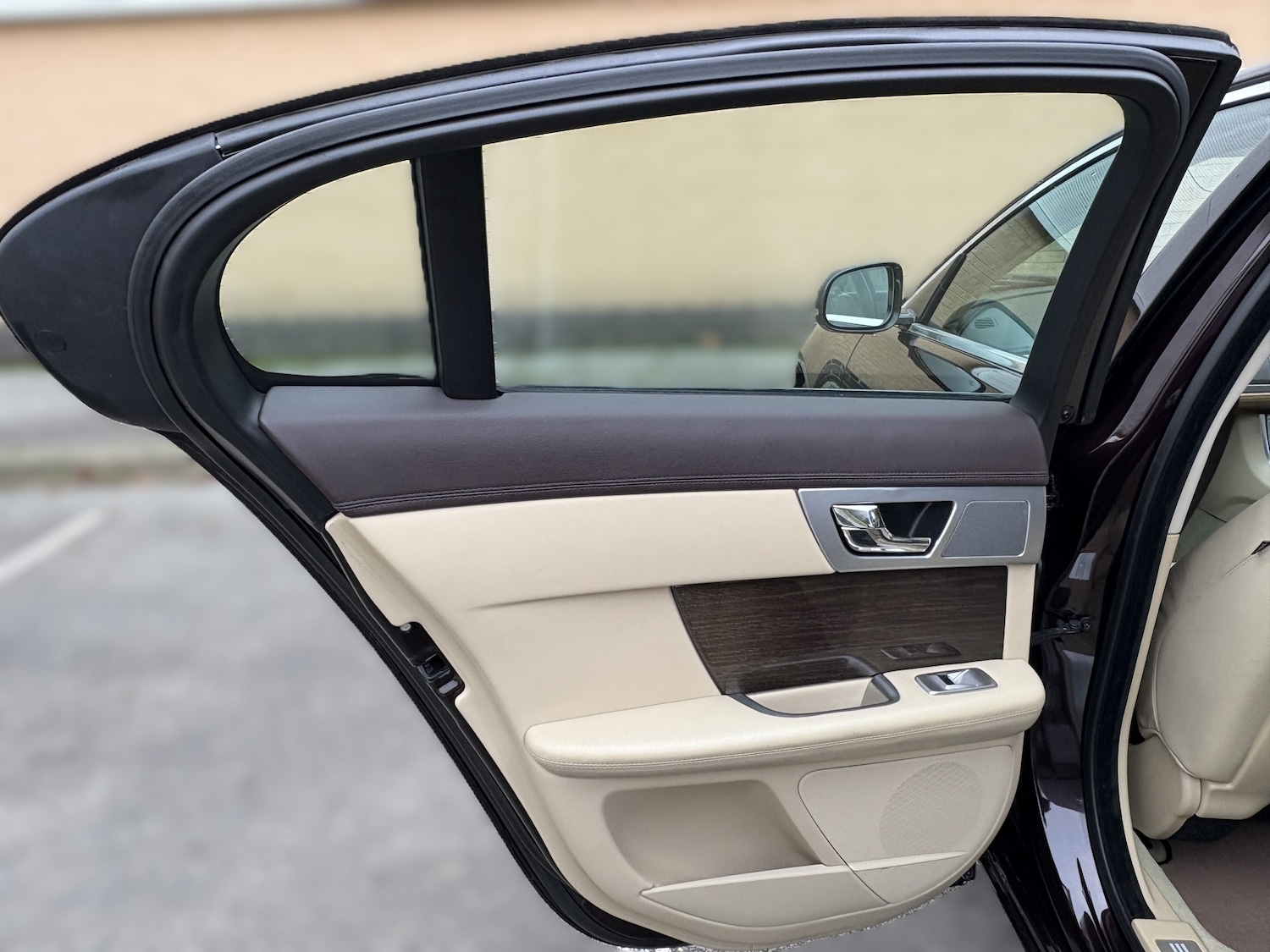 Used Jaguar XF 2012 for sale - 76334624: Photo 30