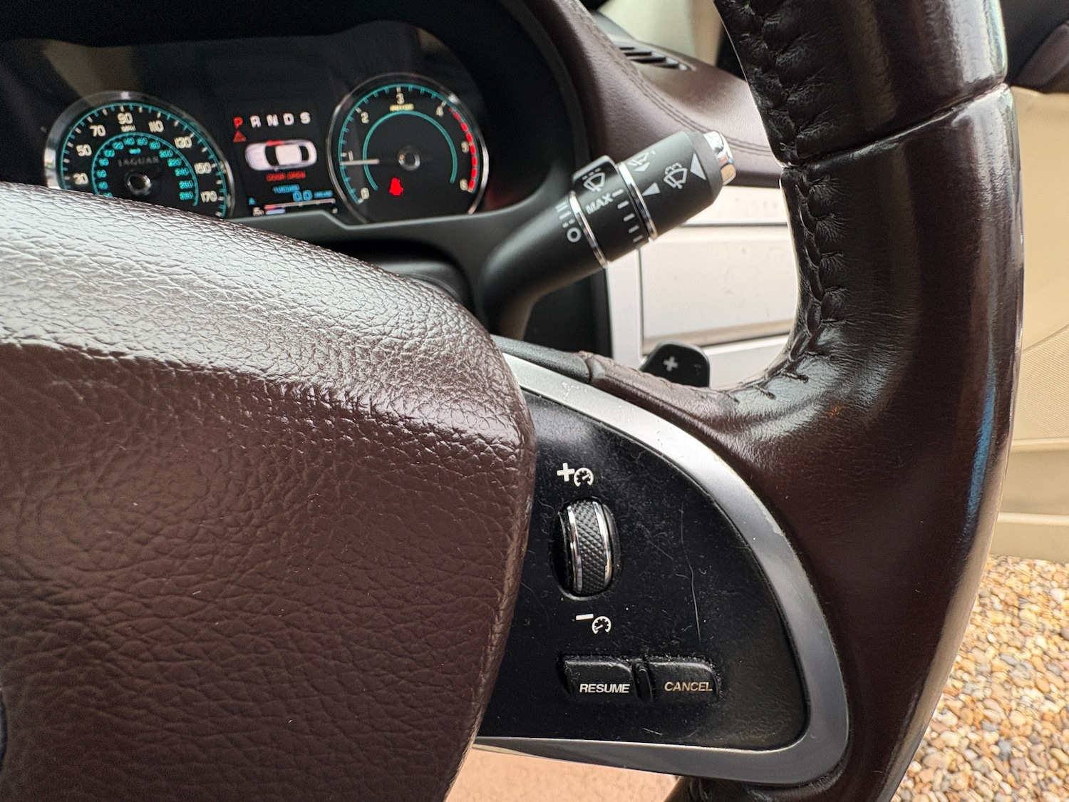 Used Jaguar XF 2012 for sale - 76334624: Photo 36