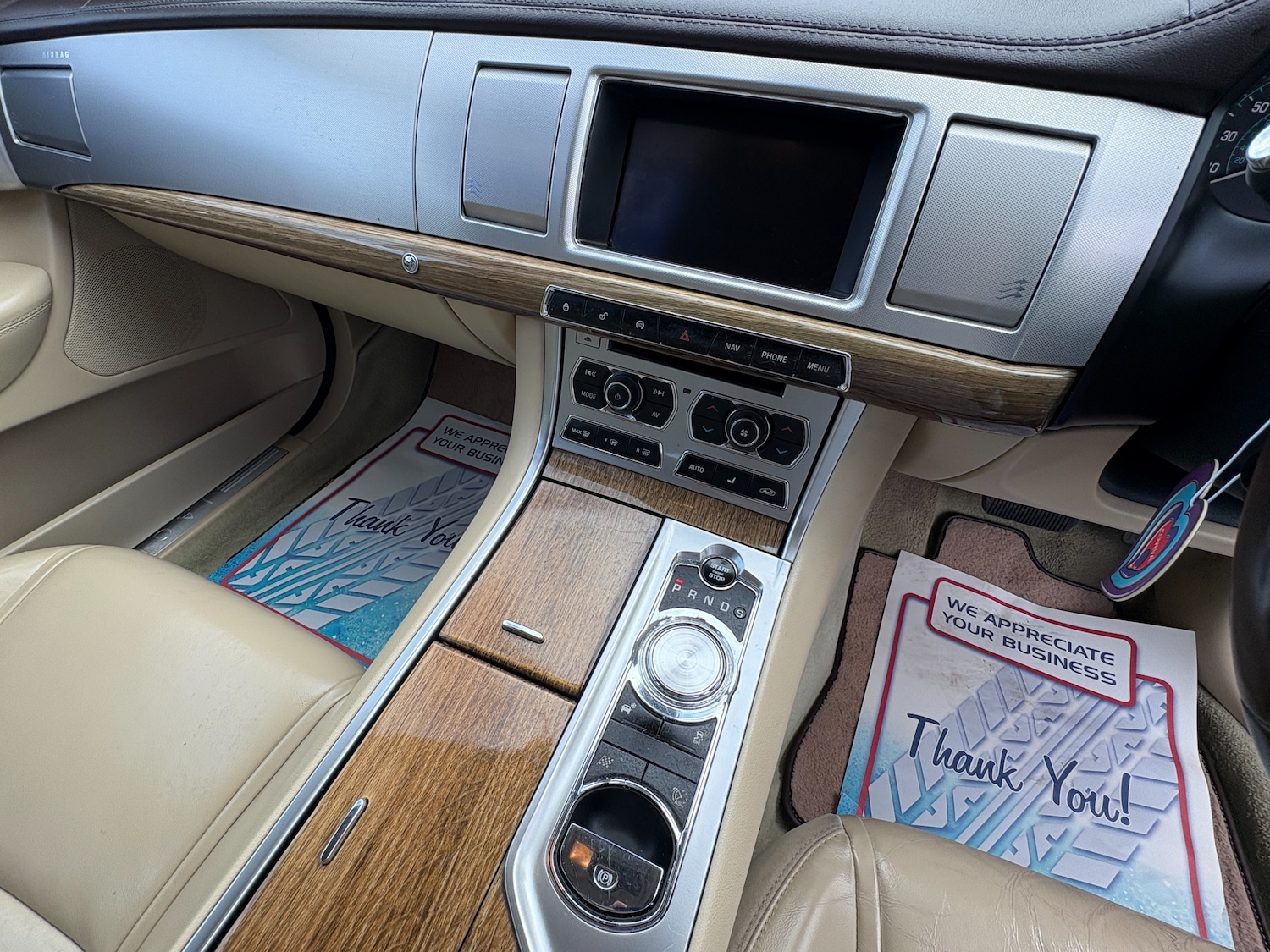 Used Jaguar XF 2012 for sale - 76334624: Photo 8