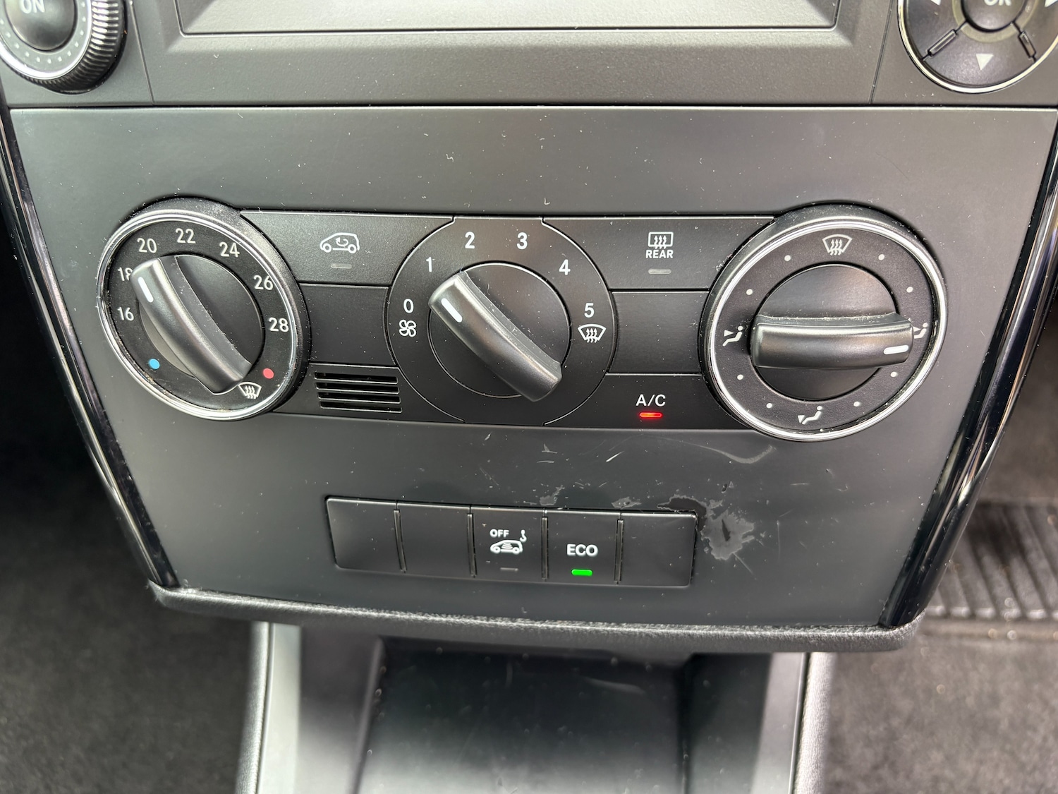 Vehicle 33