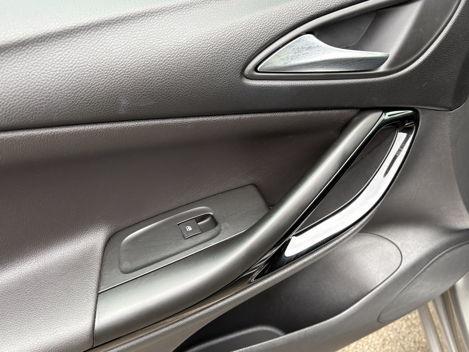 Used Vauxhall Astra 2016 for sale - 77878659: Photo 13