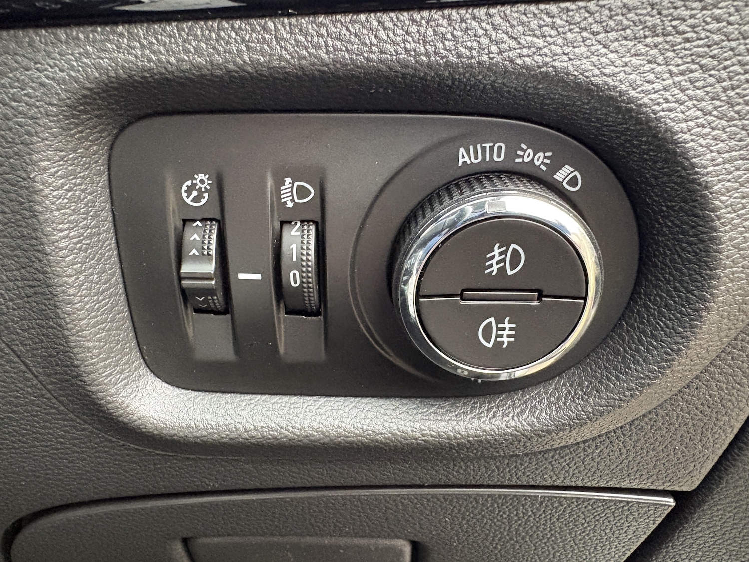 Used Vauxhall Astra 2016 for sale - 77878659: Photo 38