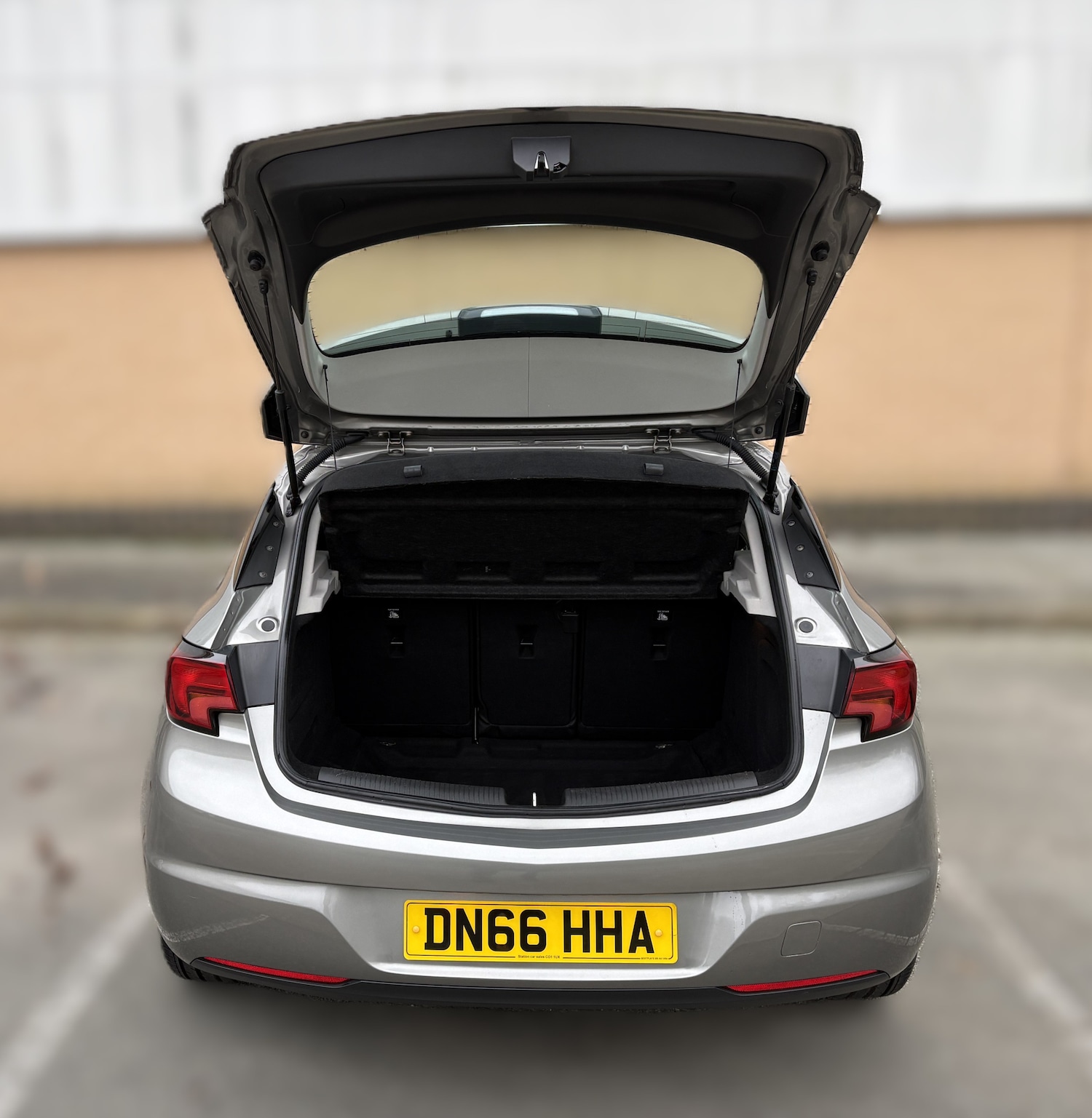 Used Vauxhall Astra 2016 for sale - 77878659: Photo 7