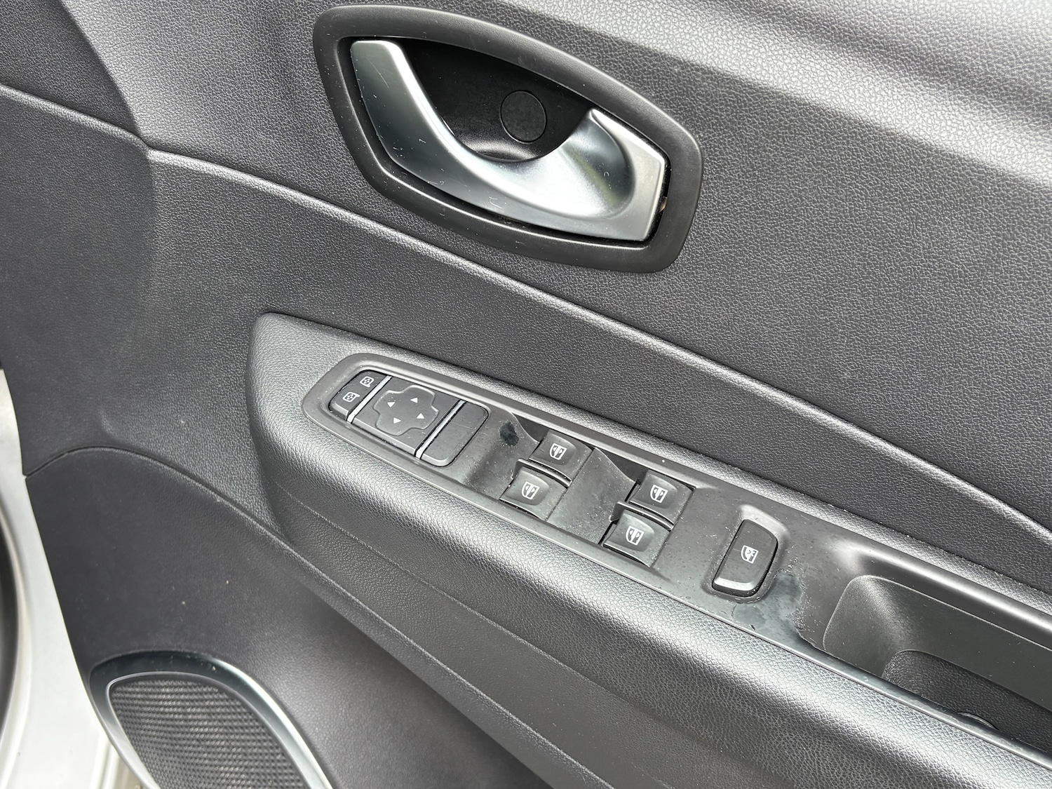 Used Renault Captur 2019 for sale - 77546184: Photo 11