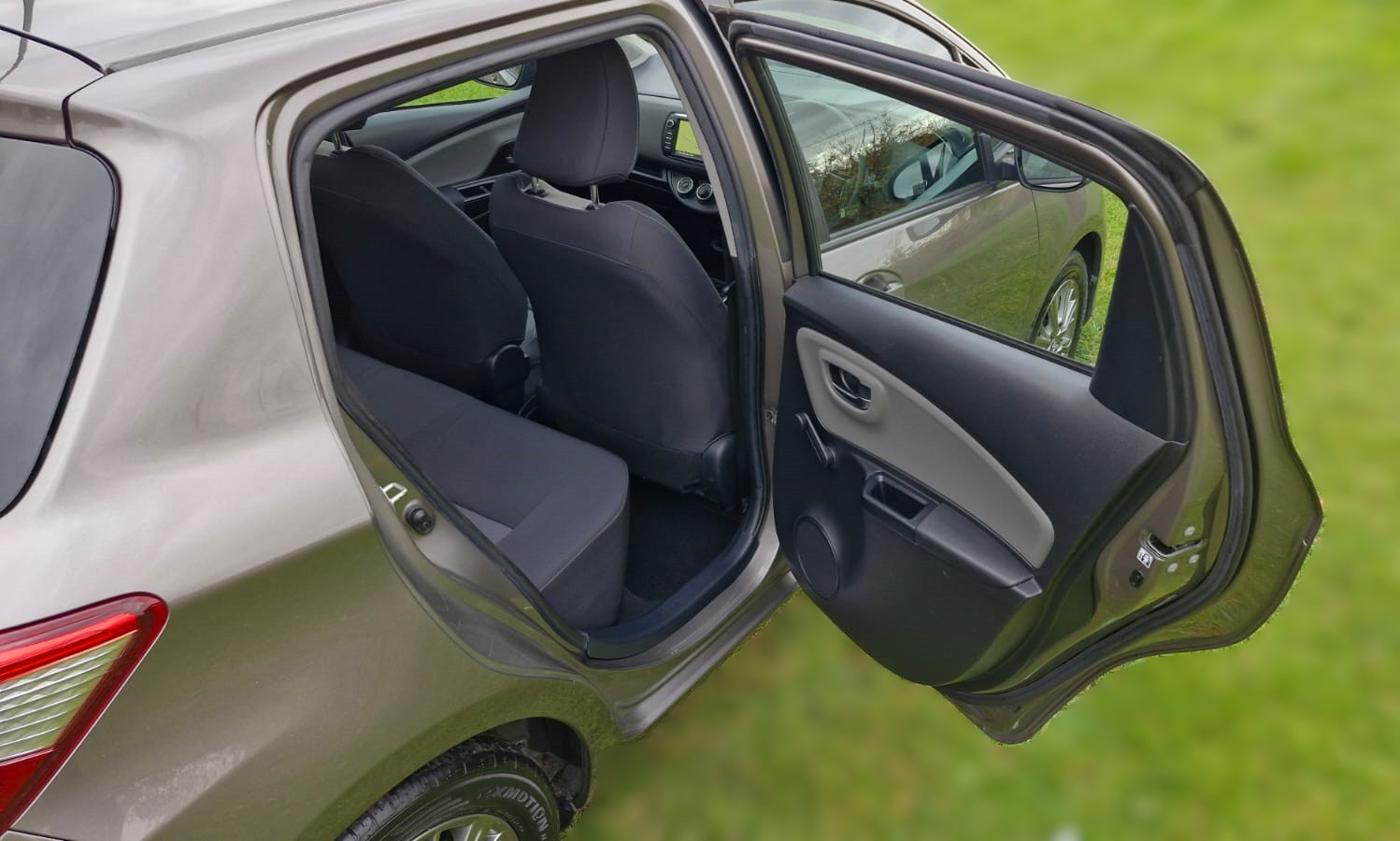 Used Toyota Yaris 2017 for sale - 78078622: Photo 16