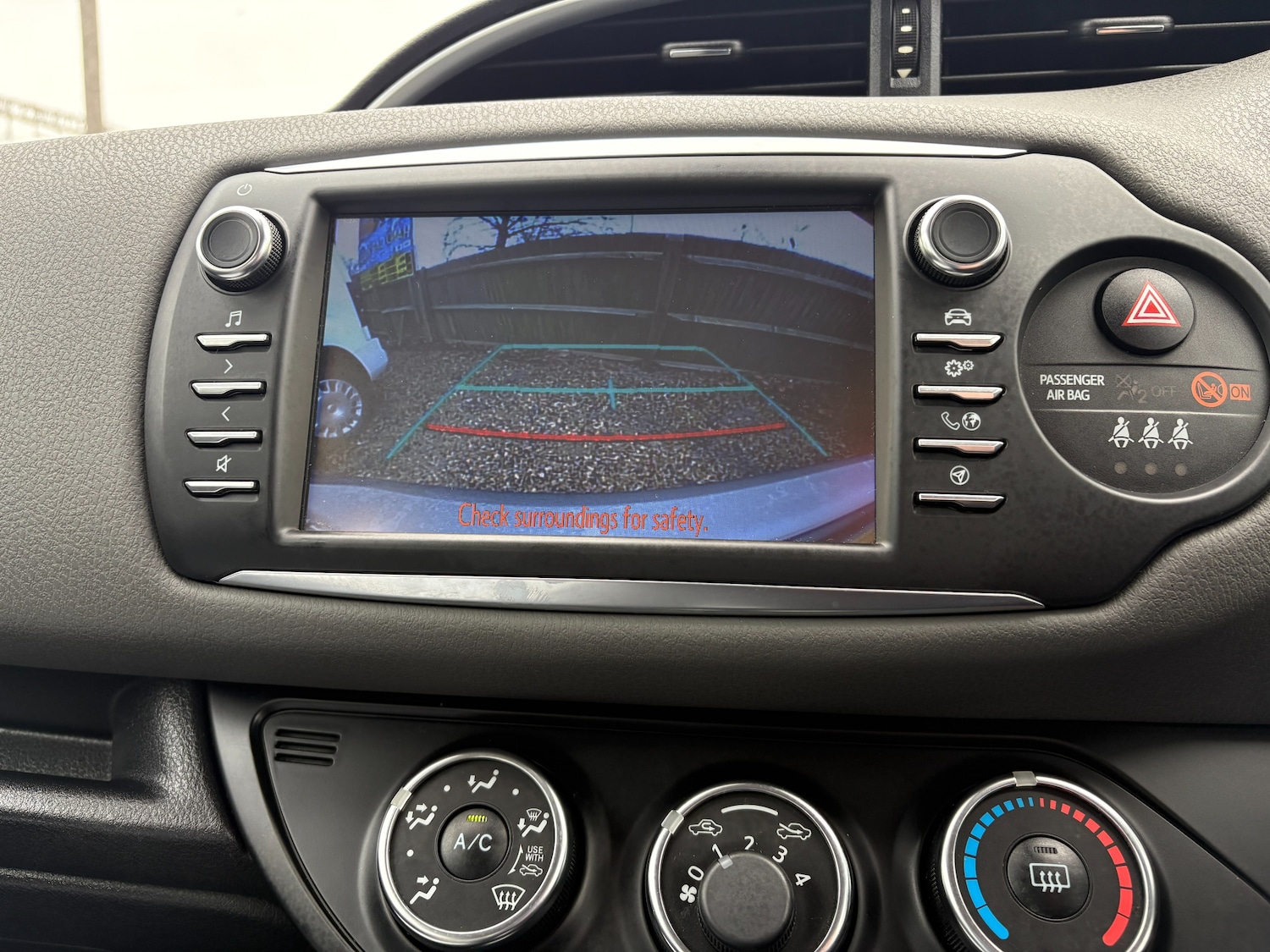 Used Toyota Yaris 2017 for sale - 78078622: Photo 29