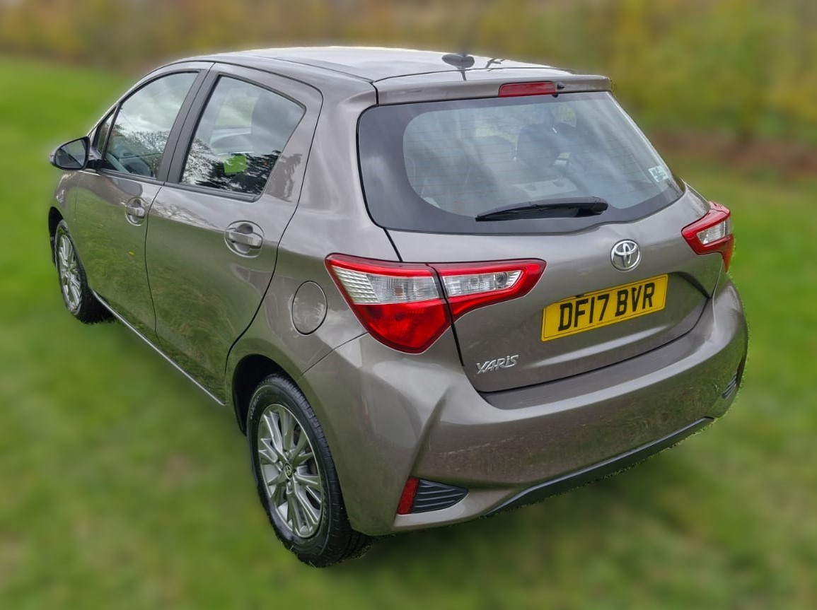 Used Toyota Yaris 2017 for sale - 78078622: Photo 6