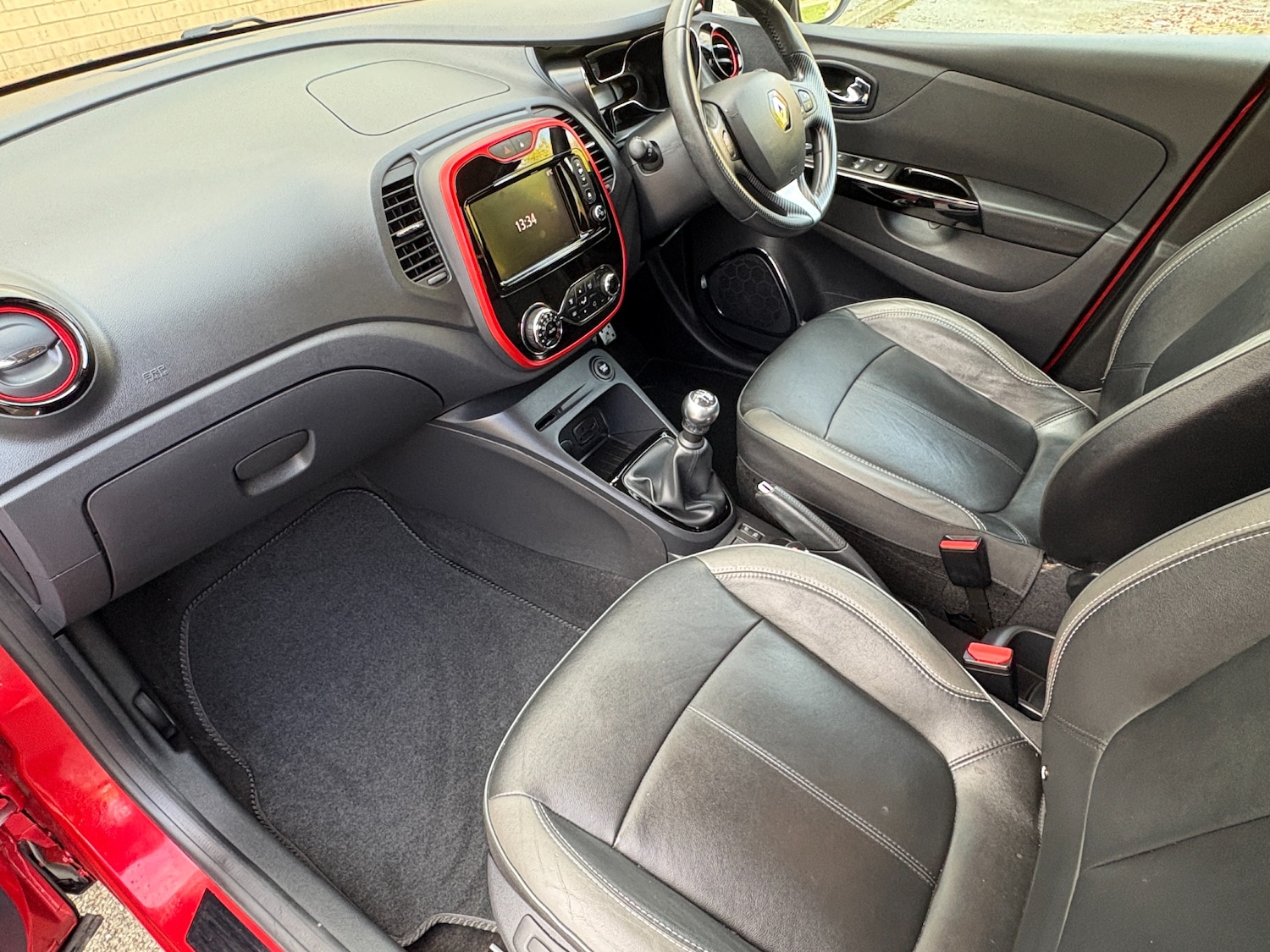 Used Renault Captur 2016 for sale - 76334663: Photo 15