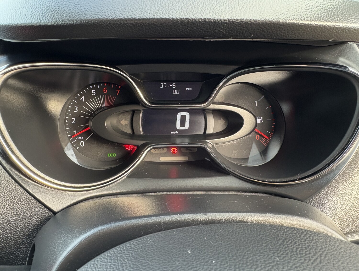 Used Renault Captur 2016 for sale - 76334663: Photo 23